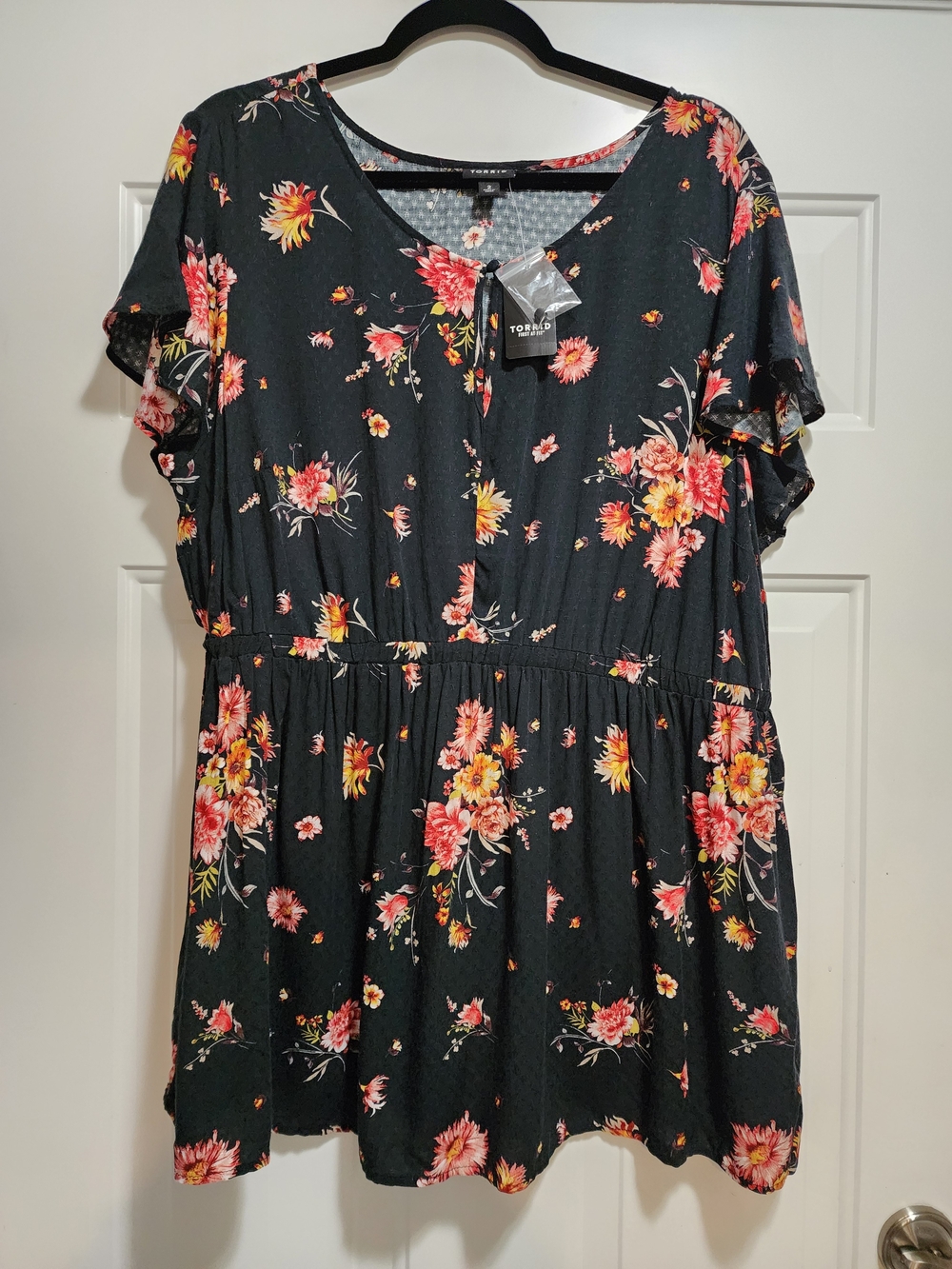 NWT Torrid Black Floral Babydoll Top Blouse Flutter Sleeve Plus Size
